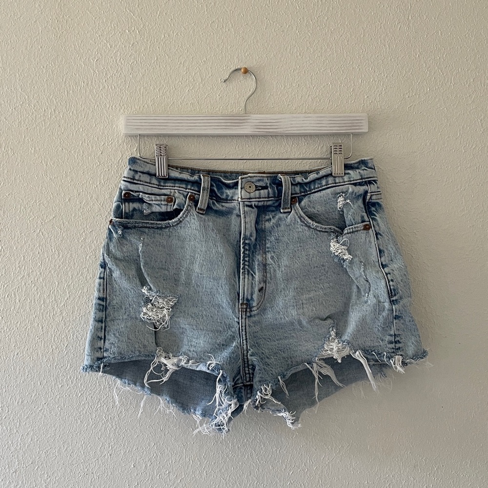 Abercrombie & Fitch Jean Shorts The Mom Short High Rise Curve Love Blue 28 Beach